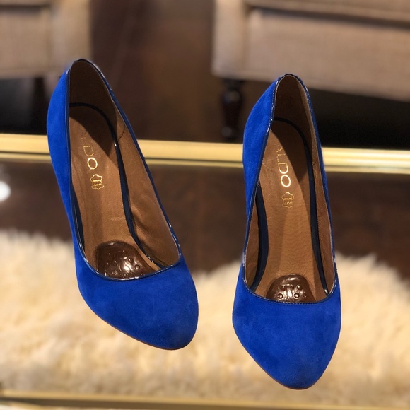 SOLD! Aldo Blue Suede Heels - Picture 2 of 6